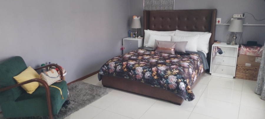 4 Bedroom Property for Sale in Helderwyk Gauteng