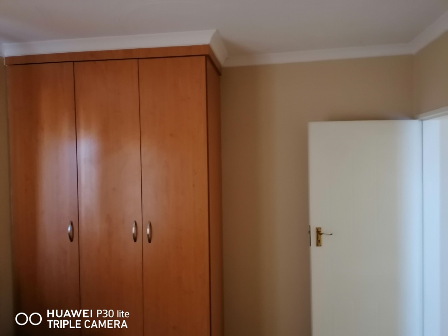 2 Bedroom Property for Sale in Willow Park Manor Gauteng