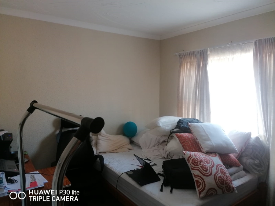 2 Bedroom Property for Sale in Willow Park Manor Gauteng