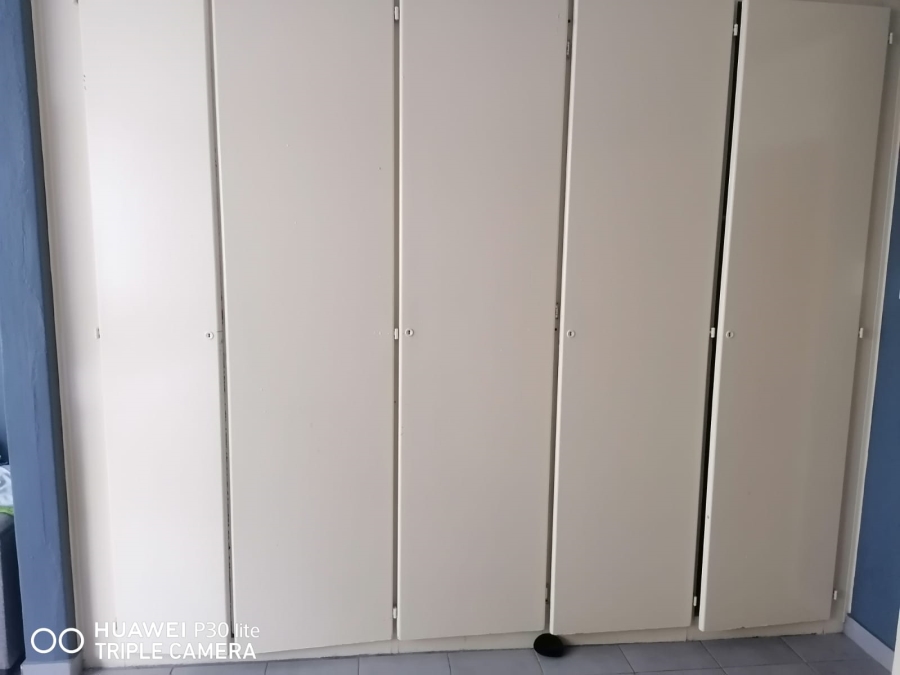 2 Bedroom Property for Sale in Silverton Gauteng