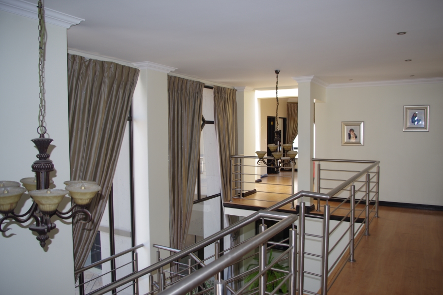 6 Bedroom Property for Sale in Sunward Park Gauteng