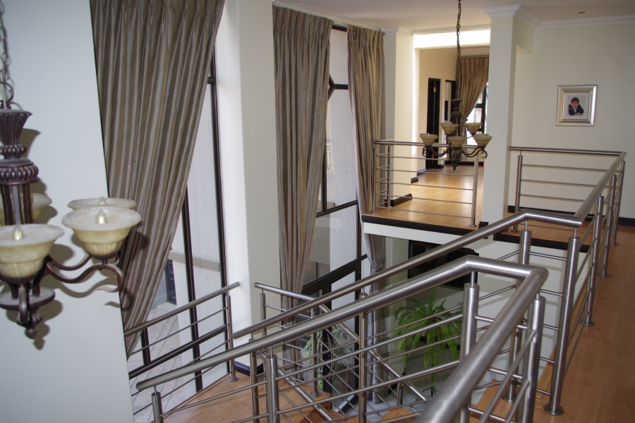 6 Bedroom Property for Sale in Sunward Park Gauteng