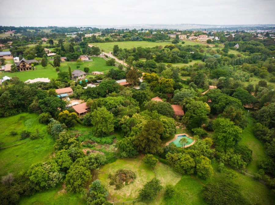 4 Bedroom Property for Sale in Blue Hills AH Gauteng