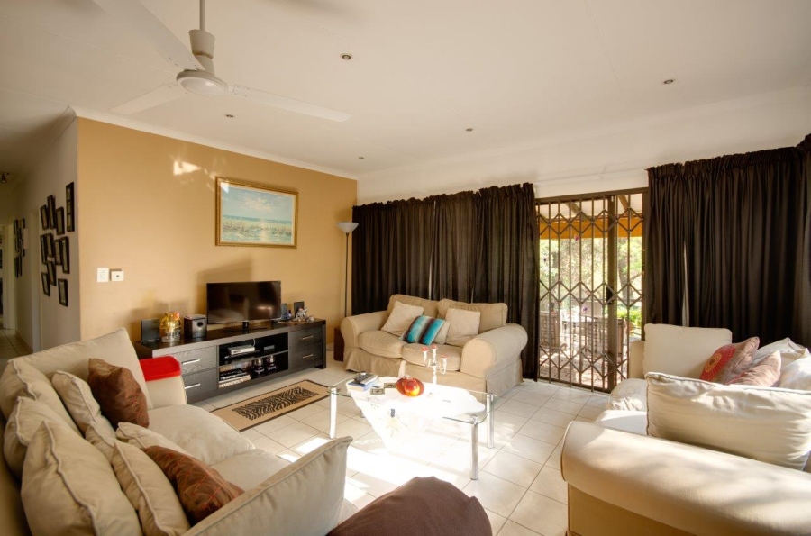 4 Bedroom Property for Sale in Blue Hills AH Gauteng