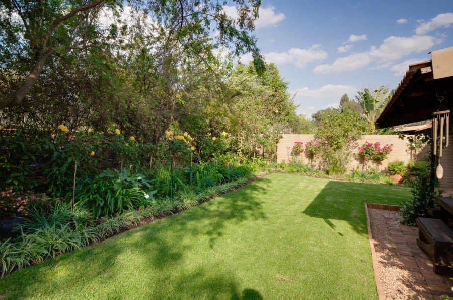 4 Bedroom Property for Sale in Blue Hills AH Gauteng