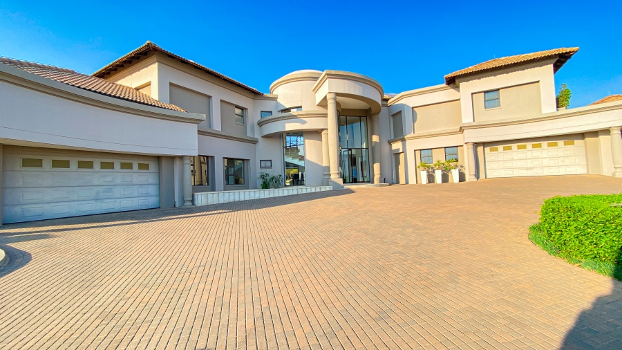 7 Bedroom Property for Sale in Saddlebrook Estate Gauteng