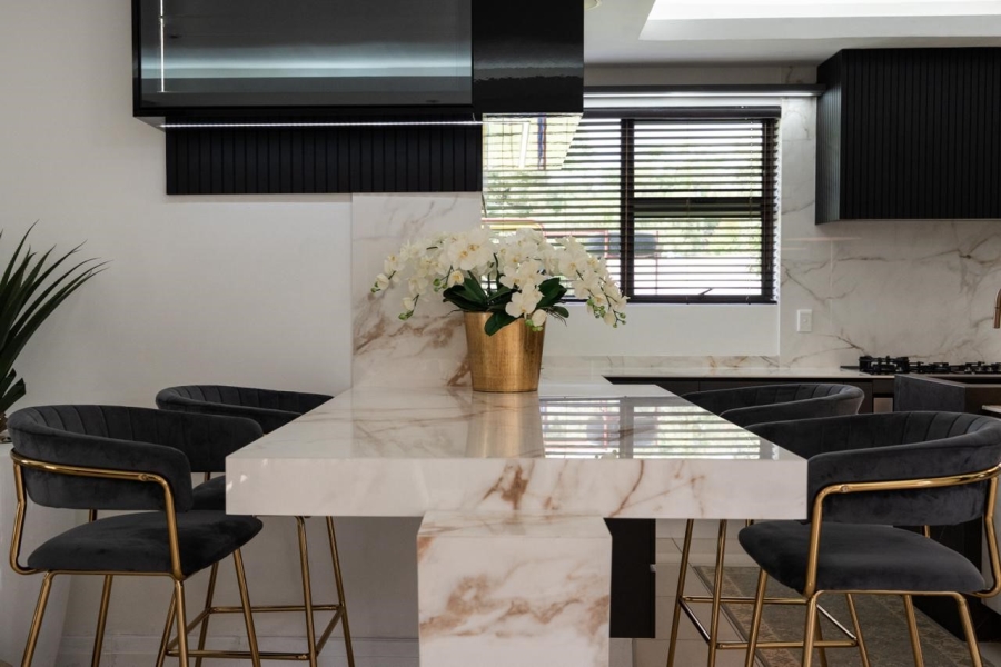 7 Bedroom Property for Sale in Saddlebrook Estate Gauteng