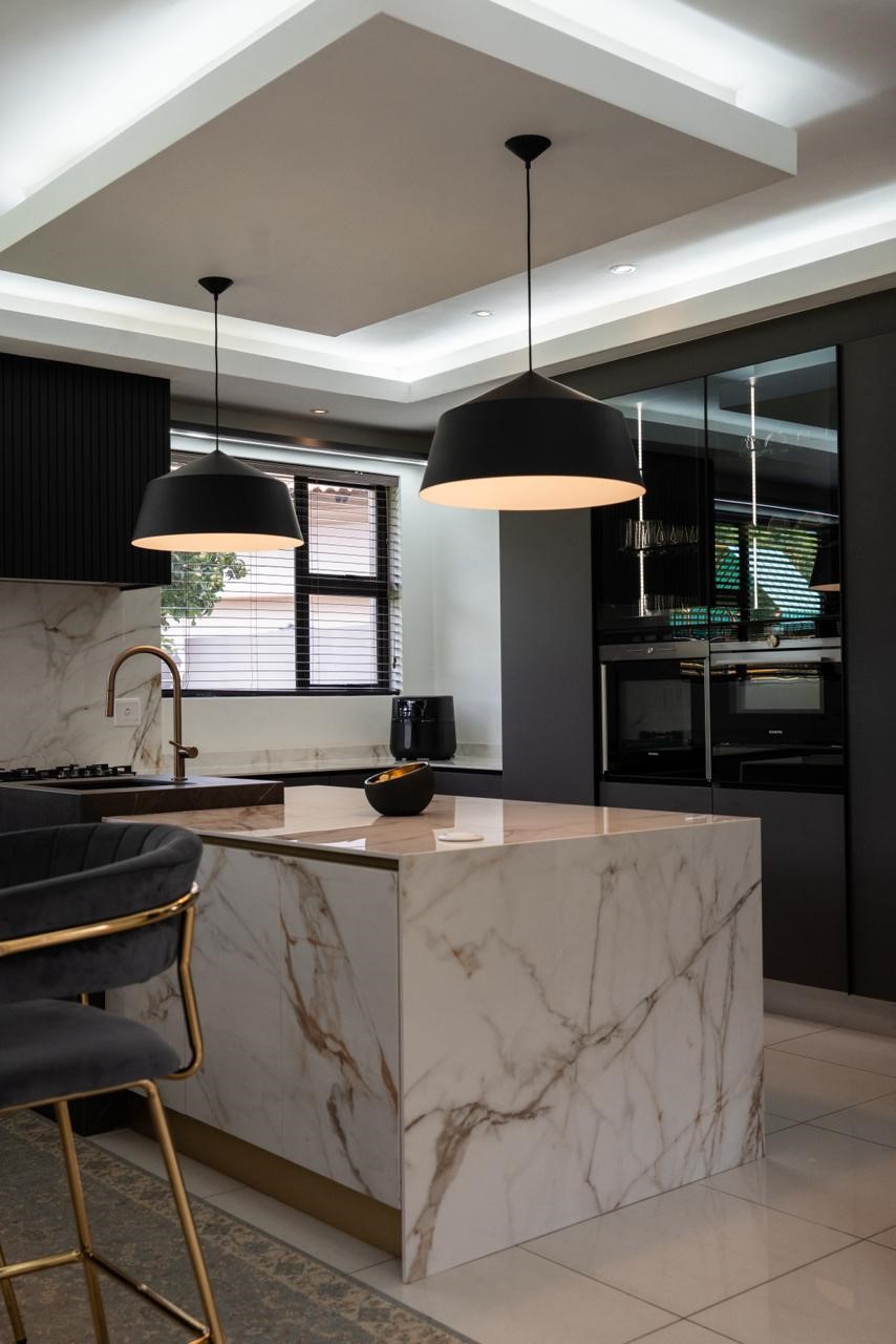 7 Bedroom Property for Sale in Saddlebrook Estate Gauteng