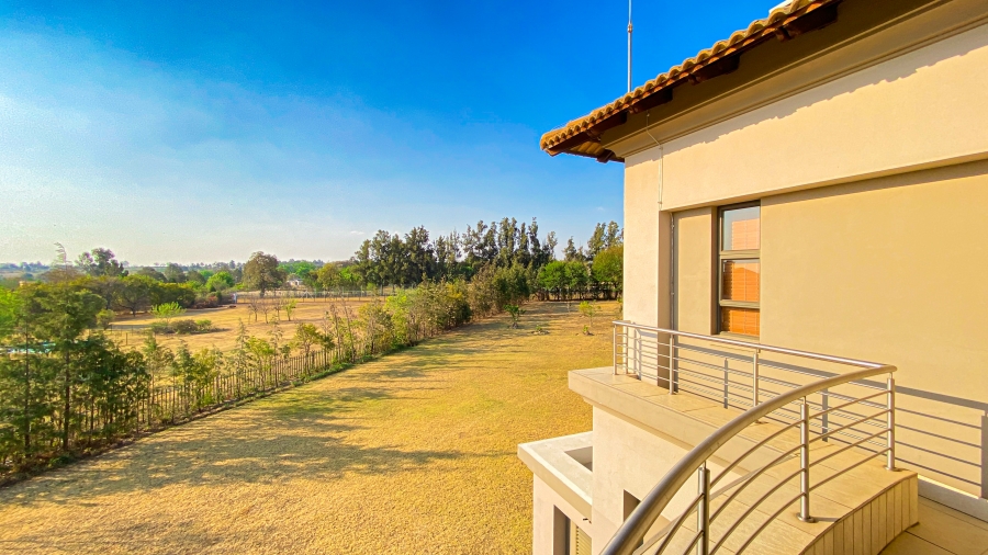 7 Bedroom Property for Sale in Saddlebrook Estate Gauteng