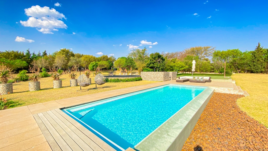 7 Bedroom Property for Sale in Saddlebrook Estate Gauteng