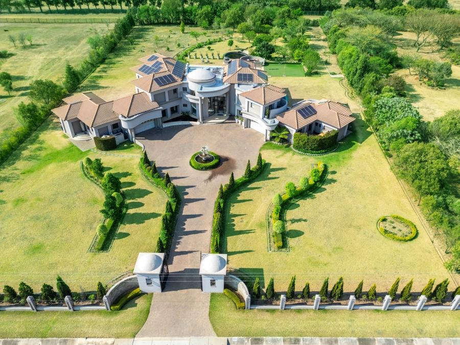 7 Bedroom Property for Sale in Saddlebrook Estate Gauteng