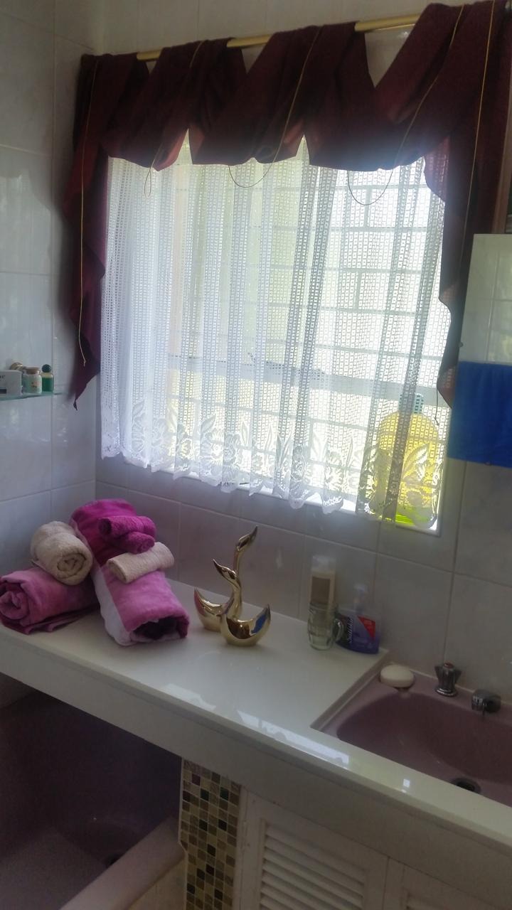 4 Bedroom Property for Sale in Kenleaf Gauteng