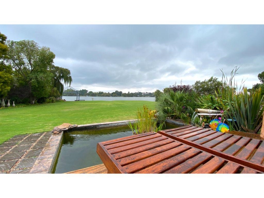 5 Bedroom Property for Sale in Kaalplaats Gauteng