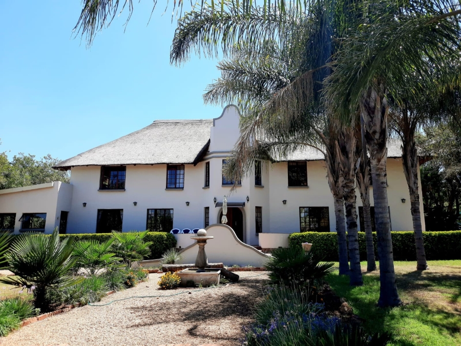 8 Bedroom Property for Sale in Roodeplaat Gauteng