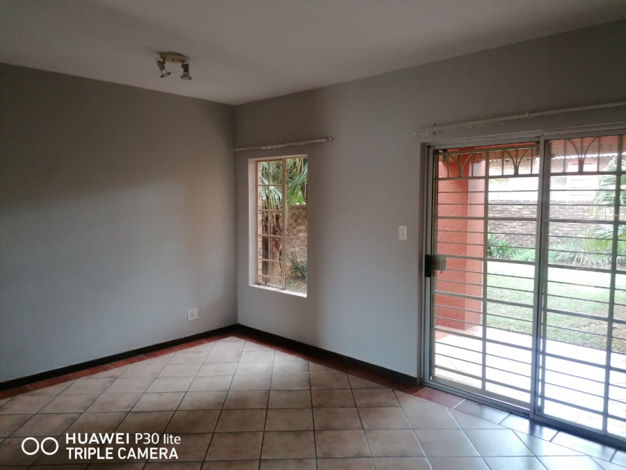 2 Bedroom Property for Sale in Equestria Gauteng