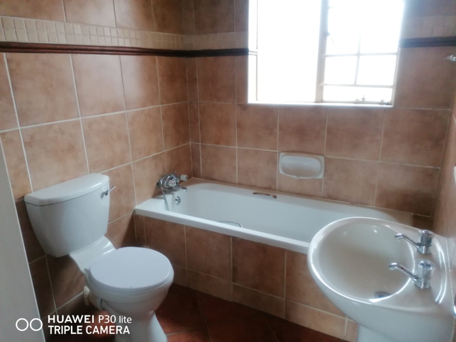 2 Bedroom Property for Sale in Equestria Gauteng