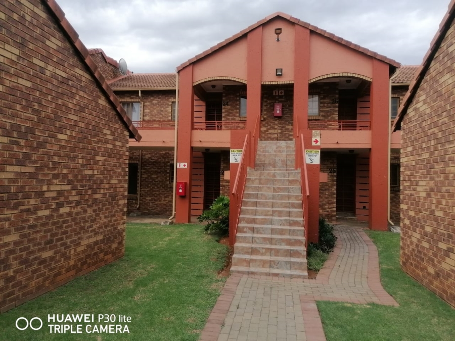 2 Bedroom Property for Sale in Equestria Gauteng