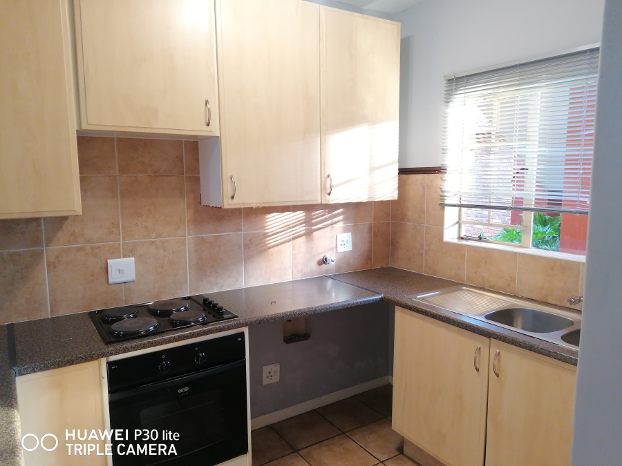 2 Bedroom Property for Sale in Equestria Gauteng