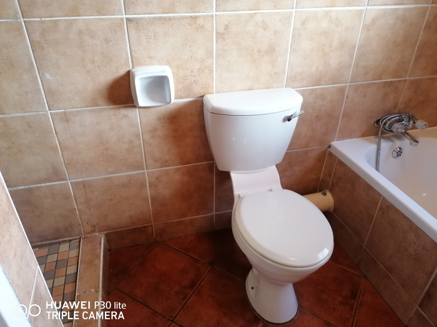 2 Bedroom Property for Sale in Equestria Gauteng