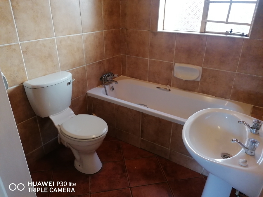 2 Bedroom Property for Sale in Equestria Gauteng