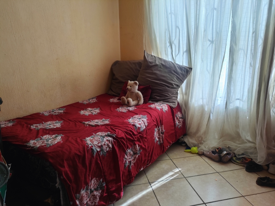 2 Bedroom Property for Sale in Lotus Gardens Gauteng