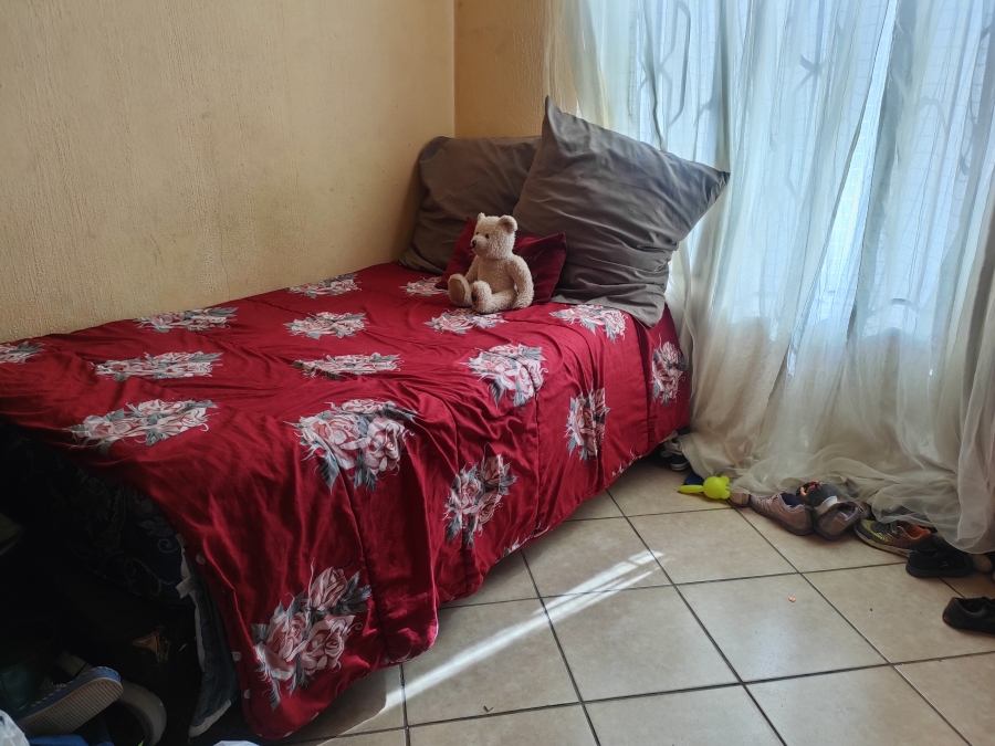 2 Bedroom Property for Sale in Lotus Gardens Gauteng