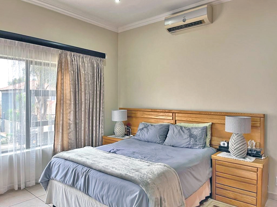 3 Bedroom Property for Sale in Sonneveld Gauteng