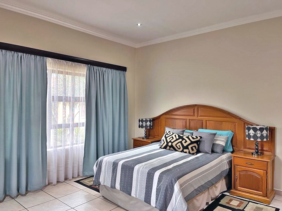 3 Bedroom Property for Sale in Sonneveld Gauteng