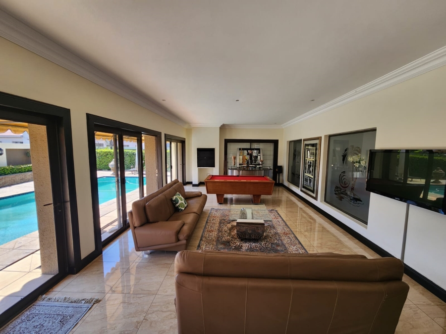 6 Bedroom Property for Sale in Helderwyk Gauteng