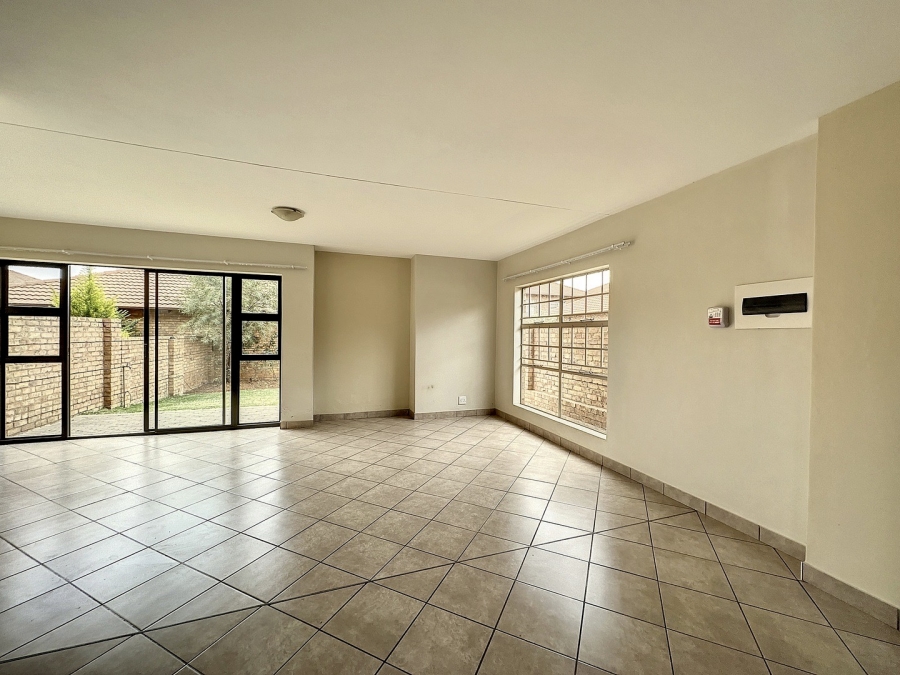 To Let 3 Bedroom Property for Rent in Tyger Valley Gauteng
