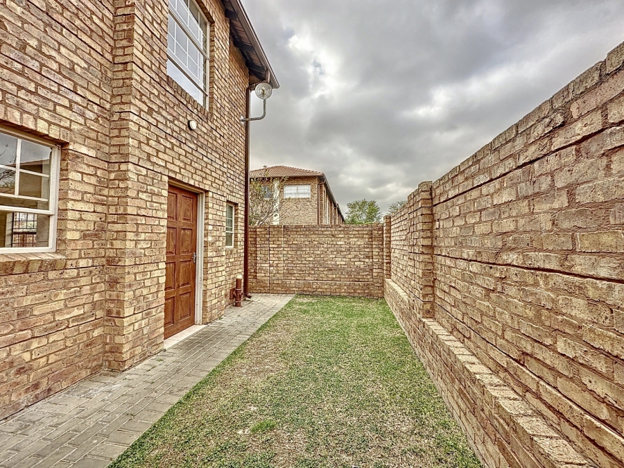To Let 3 Bedroom Property for Rent in Tyger Valley Gauteng
