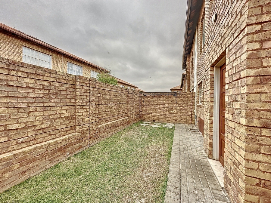 To Let 3 Bedroom Property for Rent in Tyger Valley Gauteng