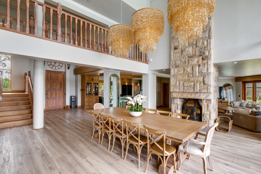 6 Bedroom Property for Sale in Marlbank Gauteng