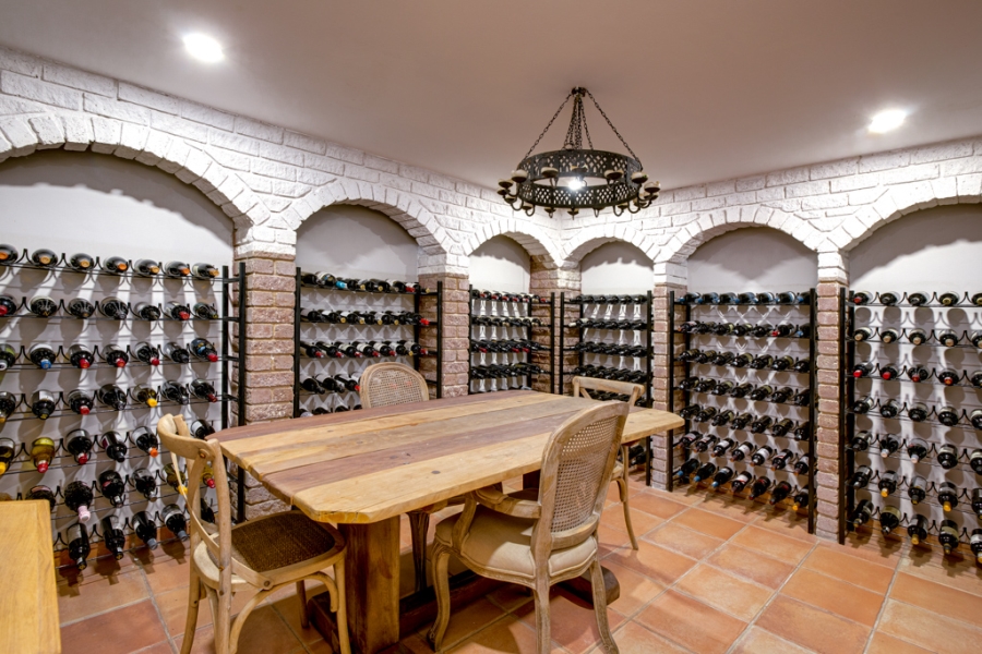 6 Bedroom Property for Sale in Marlbank Gauteng