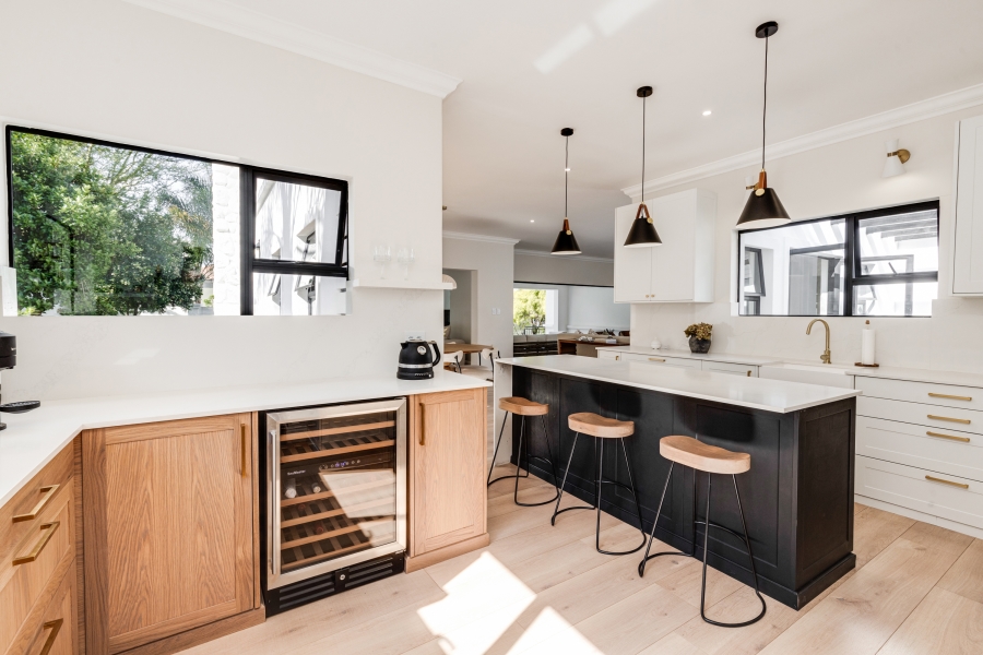 4 Bedroom Property for Sale in Midstream Estate Gauteng