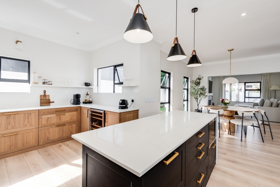 4 Bedroom Property for Sale in Midstream Estate Gauteng