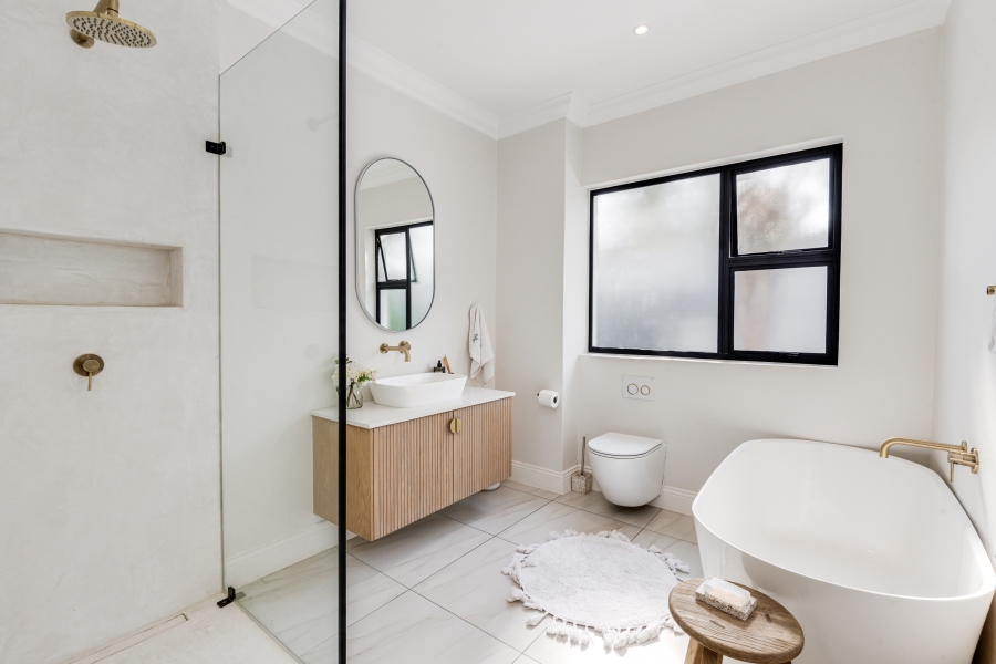 4 Bedroom Property for Sale in Midstream Estate Gauteng