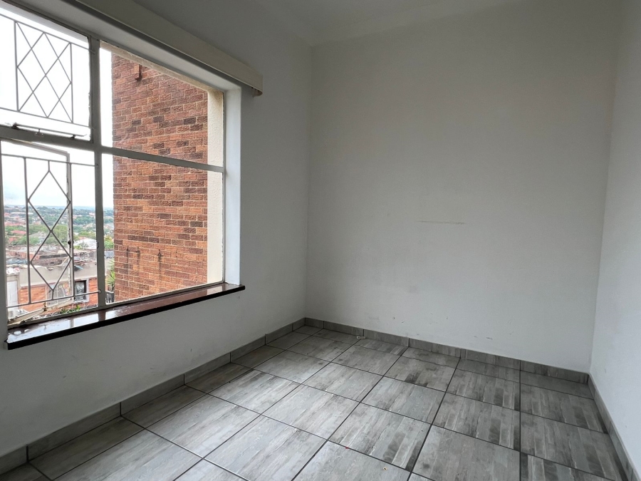 9 Bedroom Property for Sale in Rosettenville Gauteng