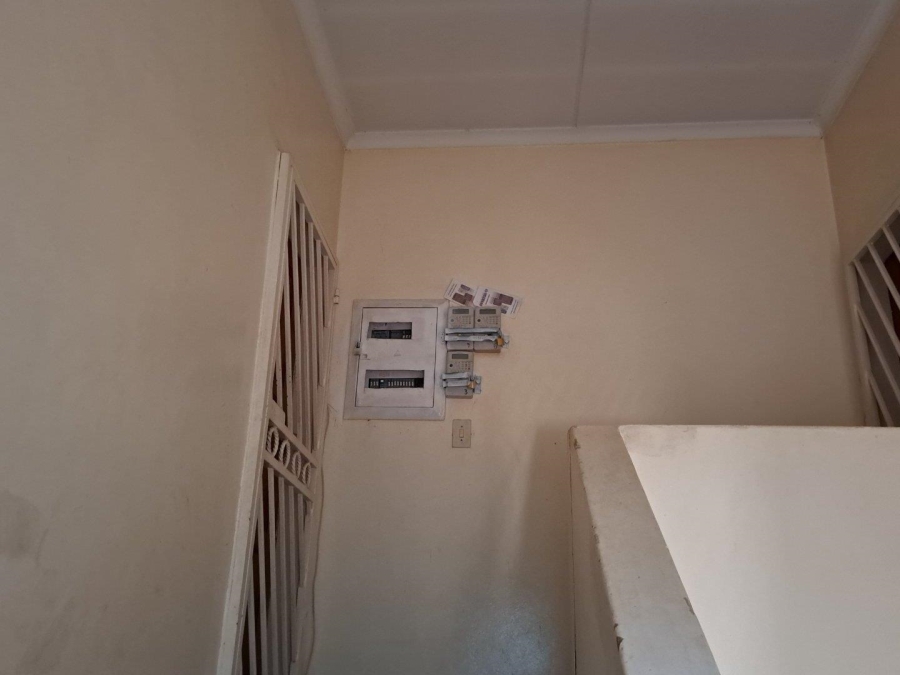 12 Bedroom Property for Sale in Laudium Ext 1 Gauteng