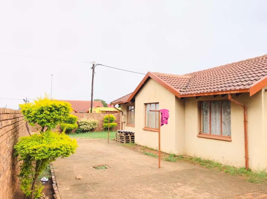 3 Bedroom Property for Sale in Soshanguve XX Gauteng