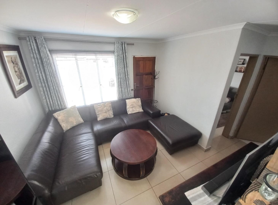 2 Bedroom Property for Sale in Elandspoort Gauteng