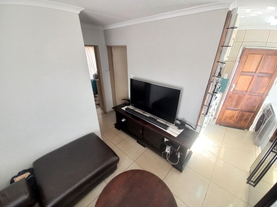 2 Bedroom Property for Sale in Elandspoort Gauteng