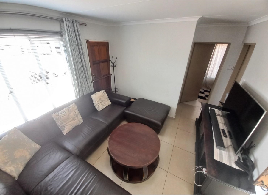 2 Bedroom Property for Sale in Elandspoort Gauteng