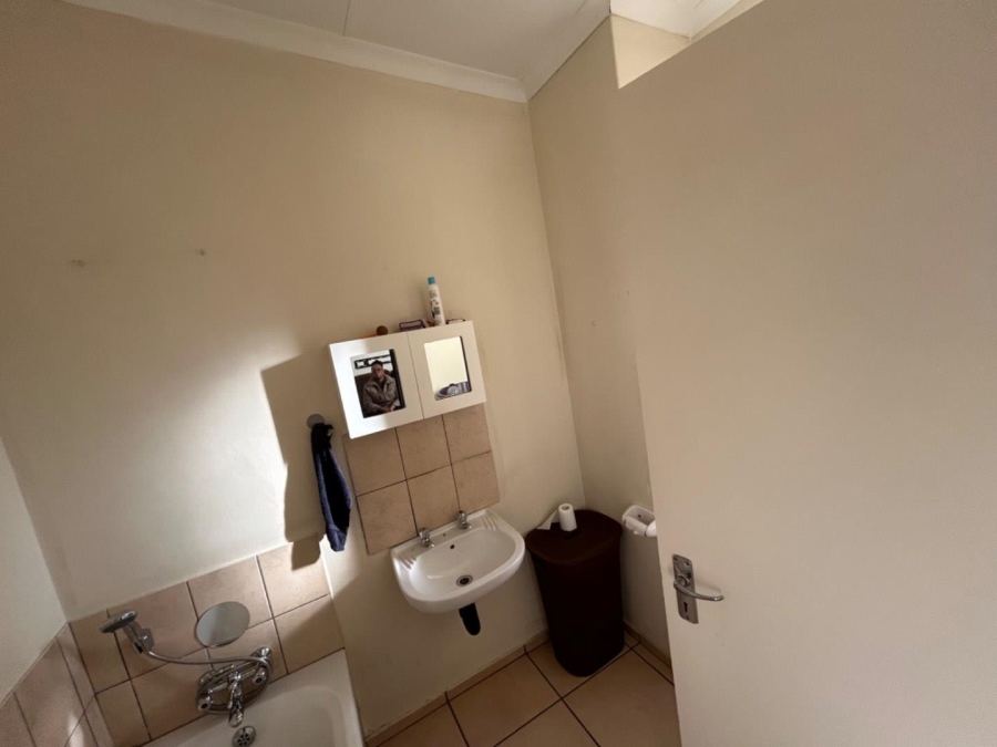 2 Bedroom Property for Sale in Benoni AH Gauteng