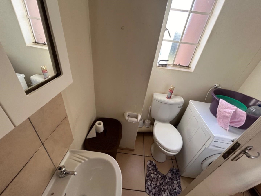 2 Bedroom Property for Sale in Benoni AH Gauteng