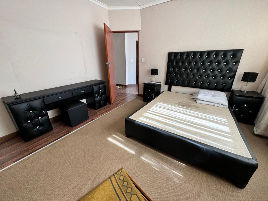 3 Bedroom Property for Sale in Ormonde Gauteng