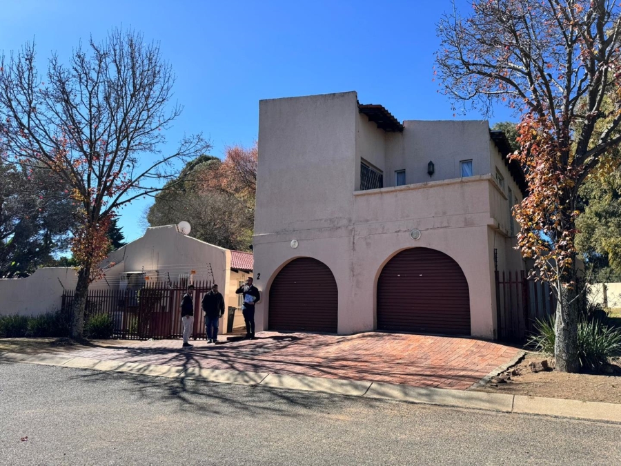 3 Bedroom Property for Sale in Ormonde Gauteng