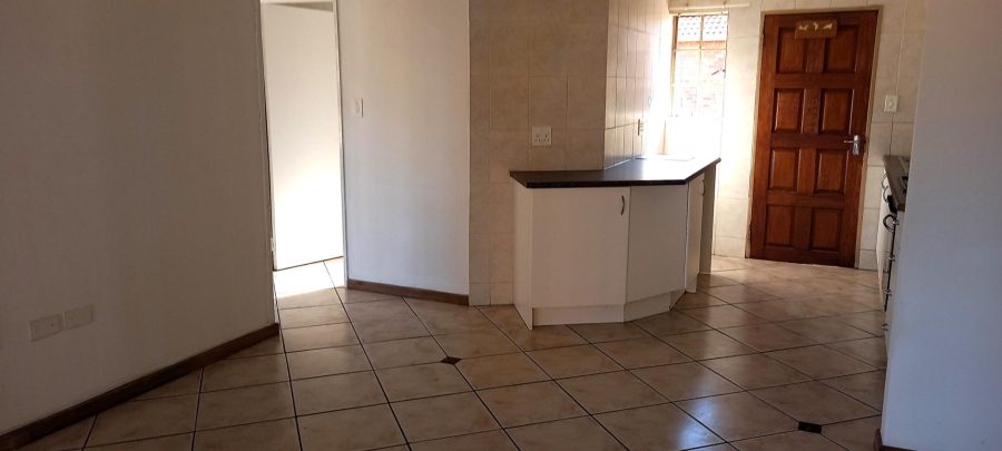 2 Bedroom Property for Sale in South Crest Gauteng