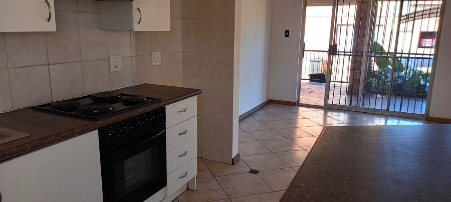 2 Bedroom Property for Sale in South Crest Gauteng