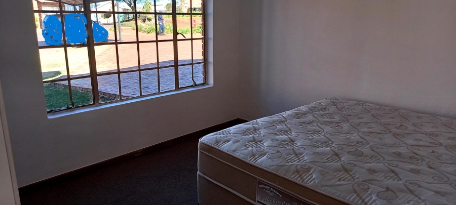 2 Bedroom Property for Sale in South Crest Gauteng